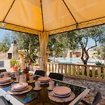 Villa Divina *