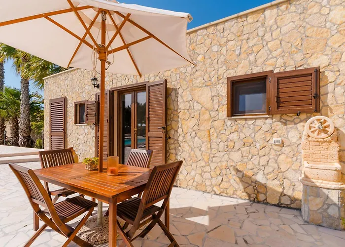 Divina Villa *